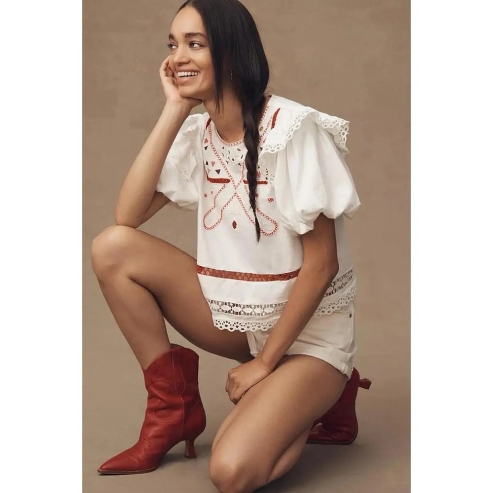 Anthropologie Embroidered White and Red Women's Top size Small